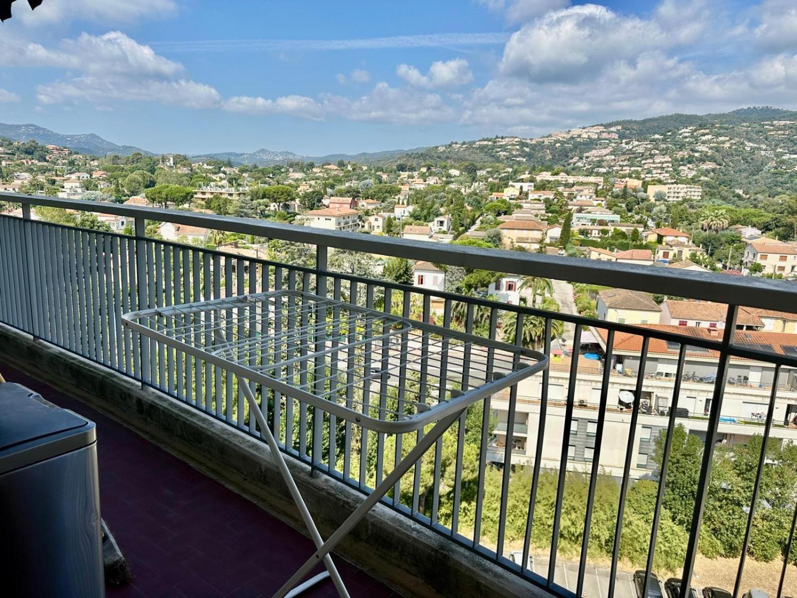 Appartement T3 De Standing Vue Mer Et Marina Мандельё-ла-Напуль Экстерьер фото
